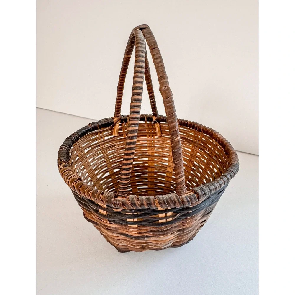 Vintage Mini Wicker Basket‎ Handwoven Round Rustic Primitive Gathering Basket